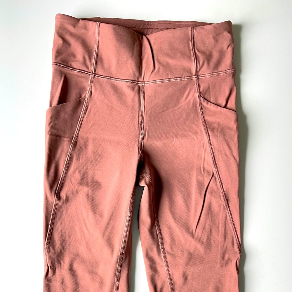 Lululemon Peach Leggings 23”